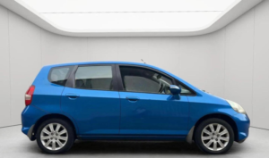 2005 Honda Jazz 1.4 I-Dsi Se CVT-7 5dr in Blue — image 4
