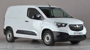 2024 Vauxhall Combo 1.5 Turbo D 2300 Prime Panel Van 5dr Diesel Manual L1 H1 Euro 6 100 Ps in White — image 3
