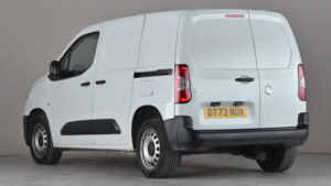 2024 Vauxhall Combo 1.5 Turbo D 2300 Prime Panel Van 5dr Diesel Manual L1 H1 Euro 6 100 Ps in White — image 4