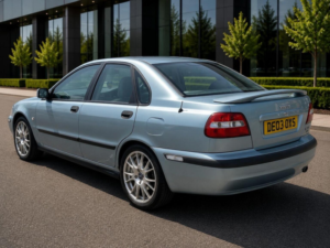 2003 Volvo S40 2.0 Sport 4dr in Green — image 4