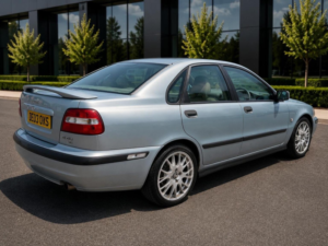 2003 Volvo S40 2.0 Sport 4dr in Green — image 6