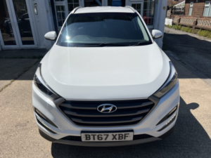 2017 Hyundai Tucson 1.7 Tucson Se Nav 1.7 D 116ps Bd +fss in White — image 4