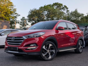 2015 Hyundai Tucson 2.0 Crdi Premium Auto 4WD Euro 6 5dr in Red — image 5