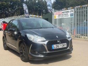 2017 Ds Automobiles Ds 3 1.2 Puretech Connected Chic Euro 6 3dr in Black — image 4
