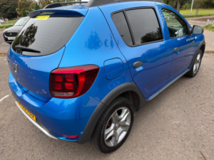 2019 Dacia Sandero Stepway 0.9 Tce Essential Hatchback 5dr Petrol Manual Euro 6 (s/s) (90 Ps) in Blue — image 6