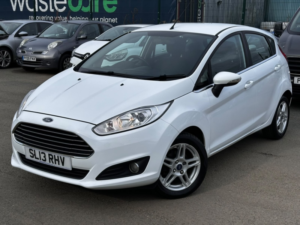 2013 Ford Fiesta 1.0 T Ecoboost Zetec in White — image 6