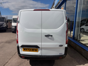 2023 Ford Transit Custom 2.0 280 Ecoblue Leader Crew Van Double Cab 5dr Diesel Manual L1 H1 Euro 6 130 Ps in White — image 5
