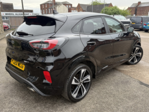 2020 Ford Puma 1.0 T Ecoboost Mhev St-Line X in Black — image 3