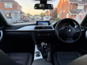 2012 BMW 3 Series 2.0 320d Se Euro 5 (s/s) 4dr in Black — image 3