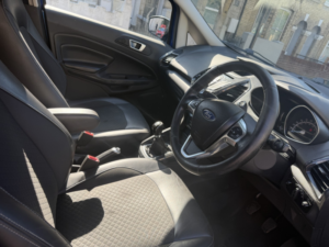 2017 Ford Ecosport 1.0 T Ecoboost Titanium in Blue — image 5
