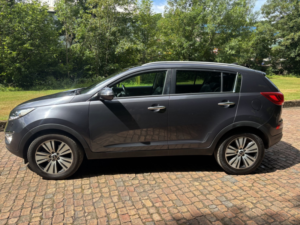 2014 Kia Sportage 1.7 Crdi Ecodynamics 3 in Silver — image 3