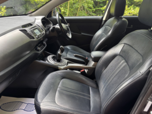 2014 Kia Sportage 1.7 Crdi Ecodynamics 3 in Silver — image 5