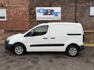 2016 Peugeot Partner 1.6 Partner 850 Professional Hdi in White — image 6