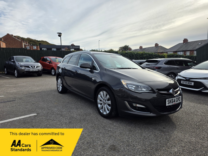 2014 Vauxhall Astra 1.6 16v Elite in Grey — image 1
