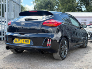 2013 Kia Proceed 1.6 T-Gdi Gt Tech Euro 5 3dr in Black — image 6