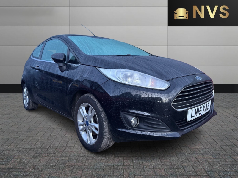 2015 Ford Fiesta 1.3 Zetec in Black — image 1