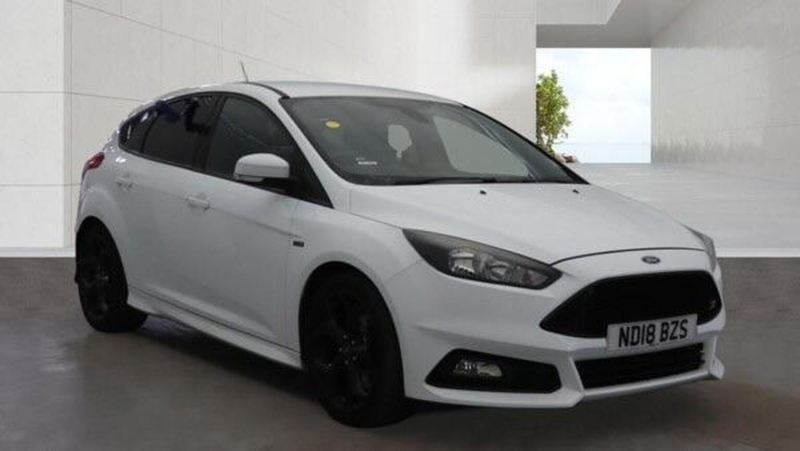 2018 Ford Focus 2.0t Ecoboost St-2 Euro 6 (s/s) 5dr in White — image 1