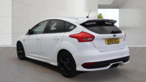 2018 Ford Focus 2.0t Ecoboost St-2 Euro 6 (s/s) 5dr in White — image 4