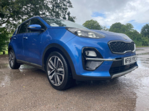 2018 Kia Sportage 1.6 Crdi 4 Euro 6 (s/s) 5dr in Blue — image 2