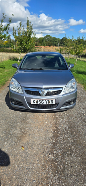 2007 Vauxhall Vectra 2.8i Turbo V6 24v Elite Hatchback 5dr Petrol Automatic (nav) (262 G/km, 247 Bhp) in Silver — image 3