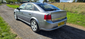2007 Vauxhall Vectra 2.8i Turbo V6 24v Elite Hatchback 5dr Petrol Automatic (nav) (262 G/km, 247 Bhp) in Silver — image 4