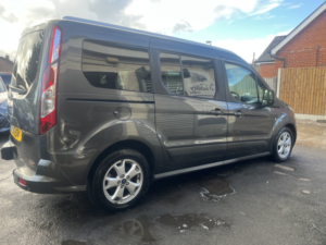 2019 Ford Grand Tourneo Connect 1.5 Tdci Titanium in Grey — image 4