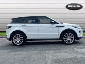 2015 Land Rover Range Rover Evoque 2.2 Range Rover Evoque Dynamic Luxury Sd4 Auto 4WD 5dr in White — image 2