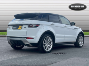 2015 Land Rover Range Rover Evoque 2.2 Range Rover Evoque Dynamic Luxury Sd4 Auto 4WD 5dr in White — image 4