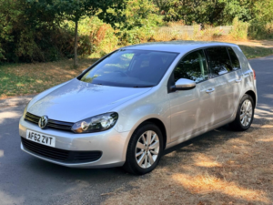 2012 Volkswagen Golf 1.6 Tdi Bluemotion Tech Match Euro 5 (s/s) 5dr in Silver — image 3