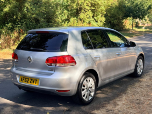 2012 Volkswagen Golf 1.6 Tdi Bluemotion Tech Match Euro 5 (s/s) 5dr in Silver — image 5