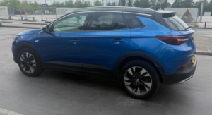 2018 Vauxhall Grandland X 1.6 Turbo D Blueinjection Sport Nav Auto Euro 6 (s/s) 5dr in Blue — image 3