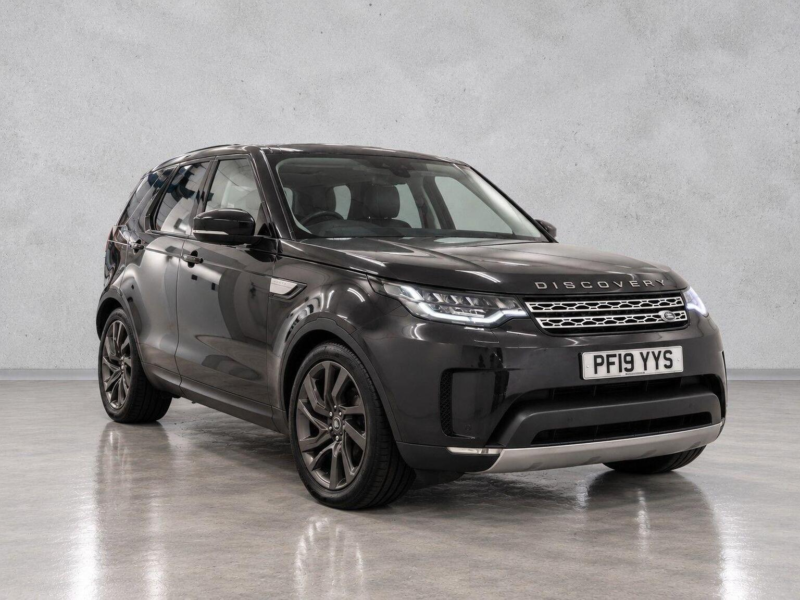 2019 Land Rover Discovery 3.0 Sd V6 Hse Auto 4WD Euro 6 (s/s) 5dr in Black — image 1