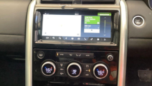 2019 Land Rover Discovery 3.0 Sd V6 Hse Auto 4WD Euro 6 (s/s) 5dr in Black — image 5