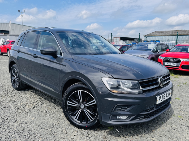 2018 Volkswagen Tiguan 2.0 Tdi Se Navigation in Grey — image 1
