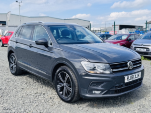 2018 Volkswagen Tiguan 2.0 Tdi Se Navigation in Grey — image 4