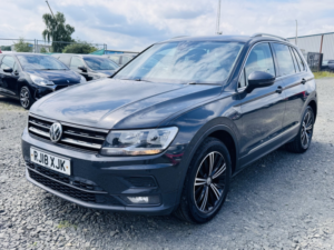 2018 Volkswagen Tiguan 2.0 Tdi Se Navigation in Grey — image 6