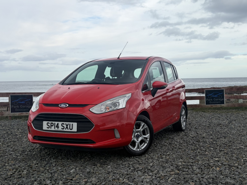 2014 Ford B-Max 1.6 Zetec in Red — image 1