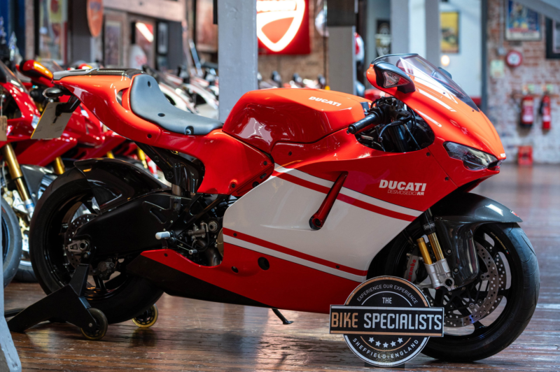 2017 Ducati Desmosedici Rr 512 in Red — image 1