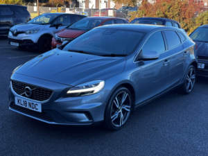 2018 Volvo V40 2.0 R-Design Pro D3 in Grey — image 6