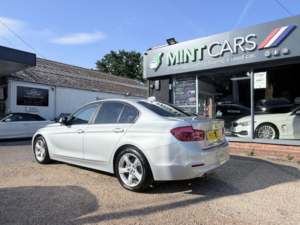 2016 BMW 3 Series 2.0 318d Se Saloon in Silver — image 6