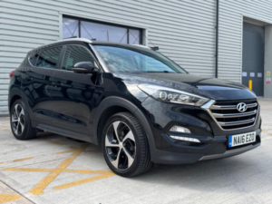 2016 Hyundai Tucson 2.0 Crdi Blue Drive Premium Euro 6 (s/s) 5dr in Black — image 4