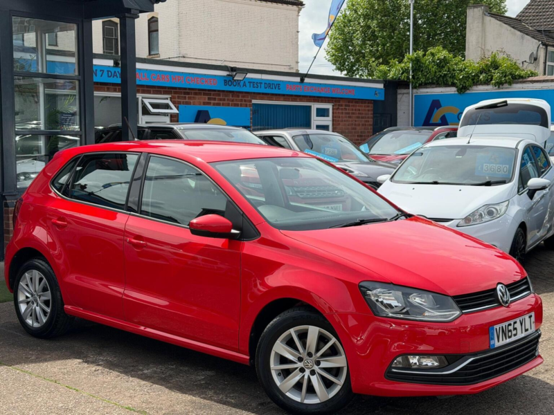 2015 Volkswagen Polo 1.2 Tsi Bluemotion Tech Se Euro 6 (s/s) 5dr in Red — image 1