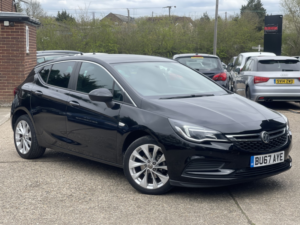 2017 Vauxhall Astra 1.4 I Turbo Tech Line Nav in Black — image 2
