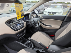2015 Hyundai I20 1.2 Premium Se Hatchback 5dr Petrol Manual Euro 6 (84 Ps) in Grey — image 6