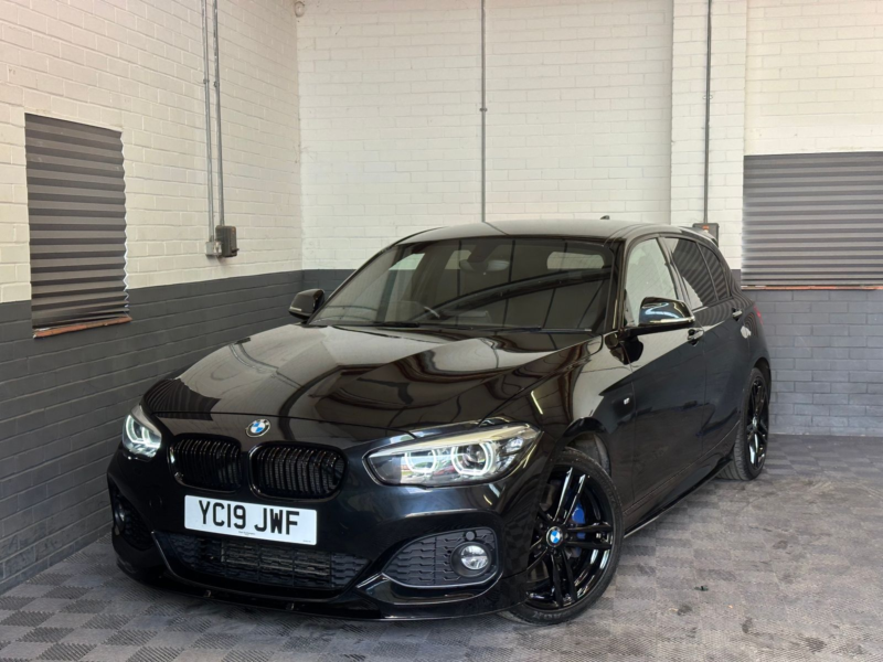 2019 BMW 1 Series 1.5 118i Gpf M Sport Shadow Edition Hatchback 5dr Petrol Auto Euro 6 (s/s) (136 Ps) in Black — image 1