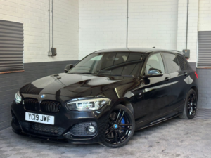 2019 BMW 1 Series 1.5 118i Gpf M Sport Shadow Edition Hatchback 5dr Petrol Auto Euro 6 (s/s) (136 Ps) in Black — image 2