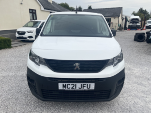 2021 Peugeot Partner 1.5 Bluehdi 1000 Professional in White — image 4