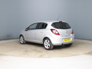 2014 Vauxhall Corsa 1.4 16v Sxi in Silver — image 5