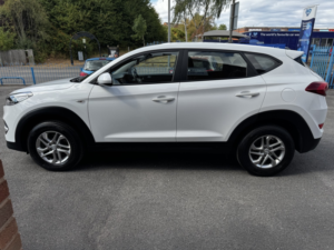 2016 Hyundai Tucson 1.6 Tucson S 1.6 Gdi 132ps Bd in White — image 2