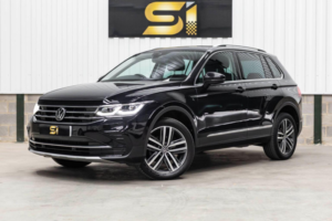 2021 Volkswagen Tiguan 2.0 Tdi Elegance DSG 4motion Euro 6 (s/s) 5dr in Black — image 6